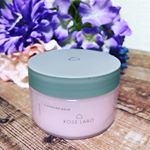 ＲＯＳＥ ＬＡＢＯの「ナチュラルオフバームＲ」をお試し中です♪食べられるバラを使用したオリジナルスキンケア商品なんだそうです。Ｗクレンジング不要固形バームが体温でとろけて肌にフィッ…のInstagram画像
