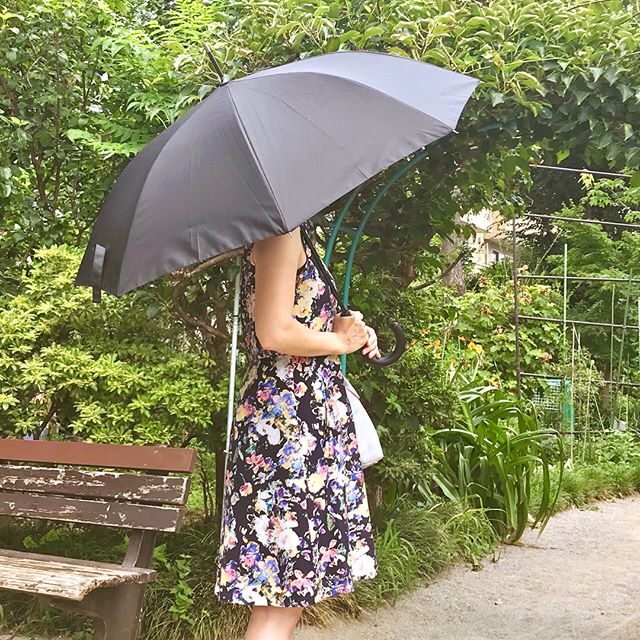 口コミ投稿：_______Under the umbrella...I’m in space😳🌃👽_______最近の東京は晴天続きですが、…
