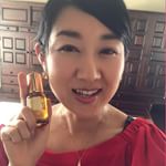 本日の無加工すっぴん動画。#ラグジュアリーデエイジエッセンスオイル は肌の奥から潤ってぷりぷりになる感じがするのでお気に入り💖すっぴんでも自信がもてます😉🎀 #自信 #コスメコンシェルジュ #…のInstagram画像