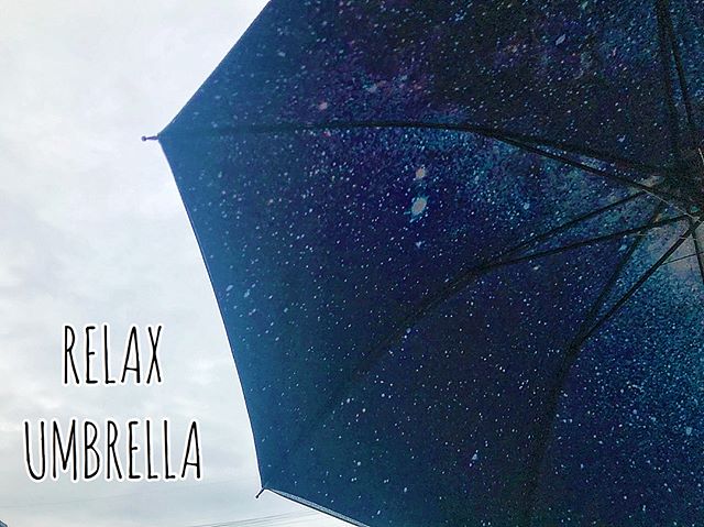 口コミ投稿：雨の日でも空を見上げるのが楽しくなるRELAX アンブレラ☔️✨・外は黒くてスタイリッシ…