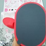 軽くなでるだけ♪無駄毛が楽に取れて肌がスベスベになりました。足に使ってみましたが、古い角質も一緒に取れて肌が真っ白にΣ(゜Д゜) 今までどれだけ古いままだったのか…いつも毛抜きで抜いてたけ…のInstagram画像