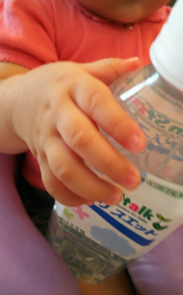 口コミ：赤ちゃんの水分補給にもポカリスエットの画像（3枚目）