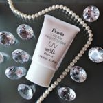 ・・・フラビア クリームプロテクションUV✨うるおして守ってくれる日焼け止め美容クリーム「SPF50+」「PA++++」高SPF・PA値なのに、なめらかな付け心地のクリーム♡1日中うる…のInstagram画像