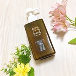 harukurokamiスカルプ🛁こちらの商品は100％天然の頭皮ケアシャンプーです🐥なんといっても魅力はオールインワンなところです😍❣️ 頭皮までしっかりと洗えるのでフケ、かゆみ…のInstagram画像