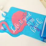 スマホがすっぽり入るサイズの防滴ポーチを使ってみました。お風呂でも反田くんのピアノを聴きたくて～♪ジップ３個＋マジックテープ付きで、完全防水仕様で安心💕逆に濡れたものを入れても安心💕使…のInstagram画像