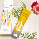 ハレナ🌻ホットクレンジングジェルオイルとジェルの中間くらいの柔らかいテクスチャーです。トロッとしているので簡単にお顔全体に広げれます。お肌に乗せたらすぐに温かさが伝わってきて、予想…のInstagram画像