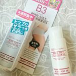 つるつるヒップのためのB3（ビーサン）ボディソルトクレンザー。塩スクラブとパパイン酵素でなめらかな肌に磨き上げます✨パウダー状のクレンザーを直接ヒップや太ももにつけてマッサージするように使…のInstagram画像