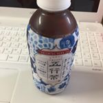 オリエンタルハーブティーの五行茶飲んでみました。中国古来思想の「五行説」を基に、東洋と西洋のハーブをブレンドしてるお茶で、身体の巡りを整えてくれます＾＾ ルイボスティー、ビワの葉、スギナ、熊笹…のInstagram画像