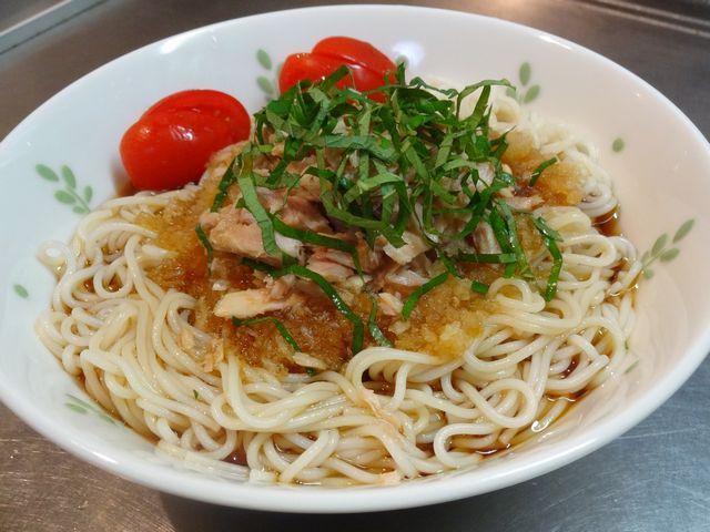 口コミ：「あご入り本物素材だし」でツナおろしそうめんを作るの画像（2枚目）