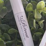 まつエク専用マスカラ🎵美容液配合で綺麗なまつげに復活🎵持ちやすい三角の形も使いやすいです💕#ビトリート #Btreat #まつ毛 #まつエク #マスカラ #monipla #sosus&hellip;のInstagram画像