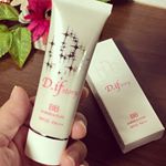 .宝石メーカーが開発したダイヤモンドパウダーやパールパウダーが配合✨.#ディフストーリー エクセレントBBエッセンスです。(BBクリームファンデーション).SPF50P…のInstagram画像