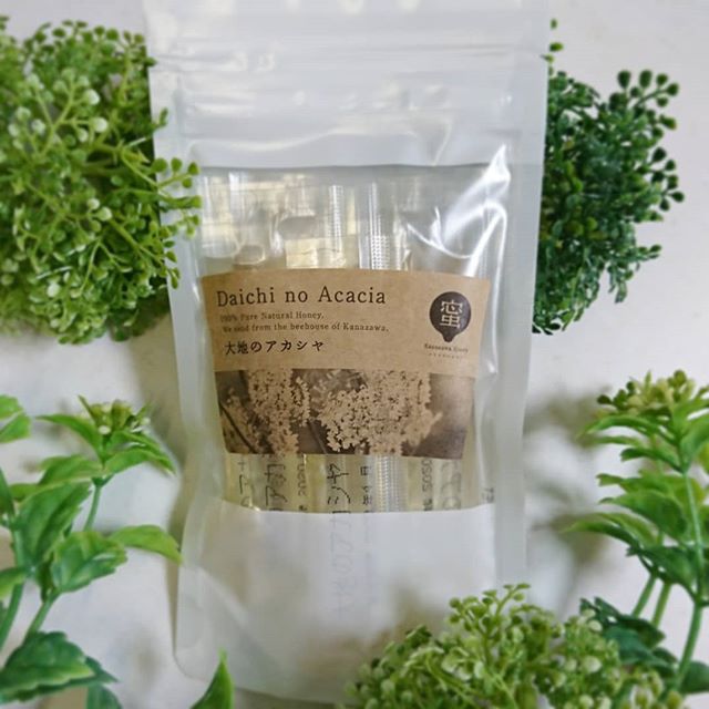 口コミ投稿：...#みつばちの詩工房 『#大地のアカシヤ 』(スティック8g×10本入り)をお試し✨...金…