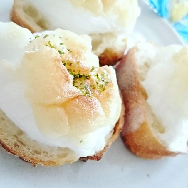 口コミ投稿：おはようございます😊✨今朝も大好きな蜂蜜をいただきました☺あと、おやつも一緒に載せ…