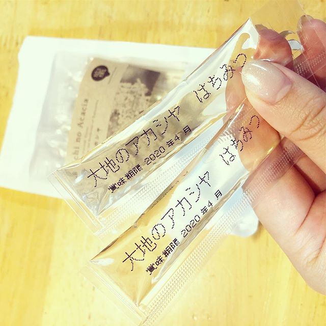 口コミ投稿：#大地のアカシヤ はちみつ。あっさりとサラッとしてて食べやすい♡鼻に抜ける優しい香…