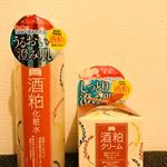 ワフードメイドシリーズ　酒粕化粧水・クリームをモニターさせて頂きました❣️.化粧水は、酒粕の成分が沈殿しているので、毎回振ってから使っています。.さらさらしたテクスチャーで、バシャバシ…のInstagram画像