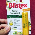 オイル配合なのにべたつかず、ほのかなマンダリンオレンジの香りが良いです！ベタベタせず保湿してくれます(^ ^) #ブリステックス #トリプルエッセンシャルズ #blistex #tripleessen…のInstagram画像