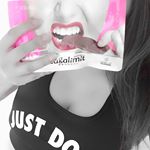 ＊ ＊ ＊ねーっ このパッケージ可愛い🍫😳.#インスタ映え 🤤.@sugalimit #ダイエットサプリ#シュガリミット#糖質活用#monipla#itclavis_fan…のInstagram画像