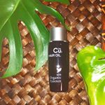 オーガニック成分を贅沢に配合した「チャップアップヘアオイル」✨潤いや、まとまりがUPすることはもちろん、ノンシリコンで髪に優しく、UVカット効果もあるから、これ一本で無敵になるよ！！💗サラっと…のInstagram画像