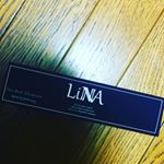 LINNAアウトバストリートメント。クリームタイプの洗い流さないトリートメントです。タオルドライ後、毛先を中心に馴染ませます。香りは甘くて女子っぽい香り。ドライヤーで乾かすとサラサラにまとまり、傷んで…のInstagram画像
