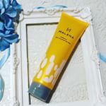 W洗顔不要！まつげエクステOK！の簡単時短ケア設計が嬉しい、とろ〜りとしたジェルタイプのクレンジングです。お肌に吸い付くような質感で気持ちいいです。メイクを落としているうちにポーッ…のInstagram画像