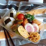 ・・Today's lunch box・・こんばんは・・プレミアムドームランチボックスをモニターさせていただきます・・✔️ごま塩こにぎり✔️たく…のInstagram画像