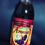 有機アロニア100%果汁🍷❤️ こちら「メディカルフルーツ」とも呼ばれているアロニアの100%ジュース！！きっとアロニアって何？って方も多いですよね…私もアロニア、なんだなんだ？ってな…のInstagram画像