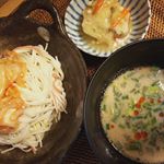 晩ごはんは超絶簡単なぶっかけそうめんにしました❗️マルサンさんの無調整豆乳を使って、担々麺風の冷たいスープを食べる直前にかけます🎵今日はキムチをポイントにしたけど、明太子➕高菜でもきっと美…のInstagram画像