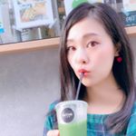 お散歩おやつにスムージー♡・コスメスムージーって知ってる？・飲む日焼け止めやビタミンがたっぷり入った美容に嬉しいスムージーだよ(*´꒳`*)これ美容にいいだけじゃなくて、めっち…のInstagram画像