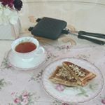 和平フレイズ株式会社食べ物では無くホットサンドメーカーのモニター😂💦 HPに載せるとの事でHPの様にホットサンドメーカーがテーブルに乗った写真にしたらなんだか違和感ありますが・・・・😂😅💦…のInstagram画像