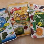 モニプラさんで当選したフルーツ青汁☆青汁があまり得意じゃないけどこれはフルーツの味が強いから飲みやすい(*ˊᗜ​ˋ*) 野菜不足はこれで解消できそうです(*´艸｀*)ドラッグストアとかスーパー…のInstagram画像