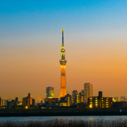 夕日に浮かぶスカイツリー