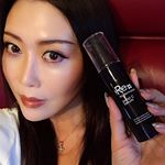 ・・・『最近の私の肌悩みは…』🤔🤫🤔🤫🤔➡︎乾燥による小ジワやハリのない肌💦そんな肌悩みを改善してくれる美容液お試しさせていただきました。こちらの『モイストCセラム』は…のInstagram画像