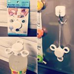 .モニターで頂きました♡.キャップオープナーです！.なんだか面白い形！よーく見ると穴の形が違うんです。.ペットボトル用は2段階構造パウチ容器は3タイプ.これ…のInstagram画像