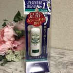 株式会社シービック様より発売されている「デオナチュレ ソフトストーン足指」を使ってみました！足は1日に約コップ1杯分の汗をかくんだとか。そんな足用の制汗デオドラントです。☑︎お出か…のInstagram画像