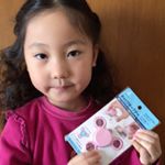 小森樹脂さまのキャップオープナーを頂きました😃ペットボトルやパウチ容器を簡単に開けることができます。力の弱い子供やお年寄り、爪の長い方にオススメ👌娘5歳でも開けること出来ました…のInstagram画像