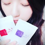 手遅れになる前にとバストケアとサプリを始めてみた😉このサプリ2種類を使い分けて飲むんだけど、女性特有の体の揺らぎに合わせて、きらきら期とまったり期用になってるの😳！サプリメントって1種類を飲み続け…のInstagram画像