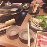 大好きな #しゃぶしゃぶ温野菜 お初天神店✨.2ヶ月ぶりの来店です。.今回も、E PARKグルメのサイトから予約していったので、待たずに入れました✨.レタスとネギと鶏つくねが美…のInstagram画像