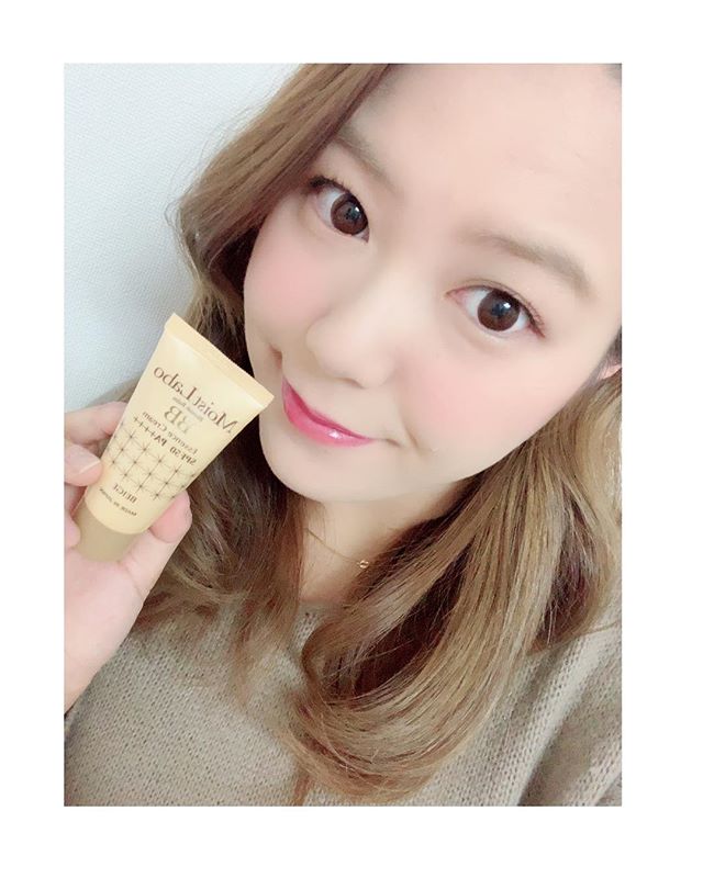 口コミ投稿：1本で6役のBBクリーム💆‍♀️💗しかも美容液も入った高保湿BBクリームなんです🌷SPF50だか…