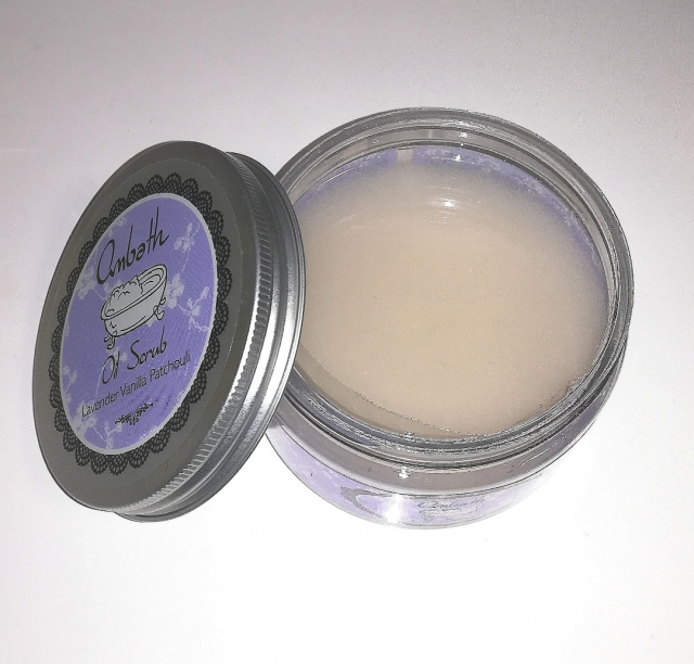 口コミ：Oil Scrub LVP　オイルスクラブ　ラベンダーバニラパチュリの画像（1枚目）