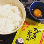PRです～😗※#よなよなお弁当 じゃないよ😂...ご縁があって#アサムラサキ さんのかき醤油を頂いたのでさっそく旦那さんと晩ご飯に食べてみました😘(安心してください。おかずも作ったよ。…のInstagram画像