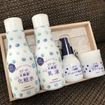 パッケージが可愛い過ぎる😍キュチュラの乳酸菌スキンケアシリーズをラインで使ってみました。乳酸菌というだけあって、パッケージが某飲み物に似てませんか？笑使い心地は、さっぱりしてるのかと思いき…のInstagram画像