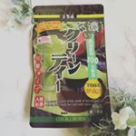 濃いグリーンティー玉露園国内産宇治抹茶を原料の20％配合、100％国内産原料を使用しているそうで、安心安全で飲めます！！ 商品名通りお茶の味、香りが濃厚で甘みがあるので大変美味しい…のInstagram画像