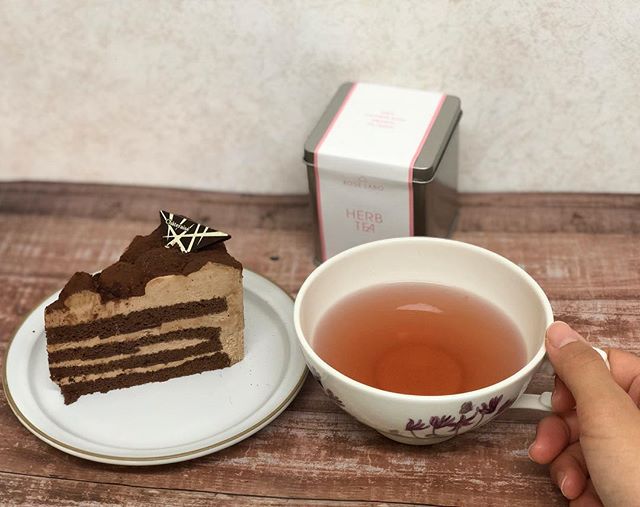口コミ投稿：Tea time☕️今日も @roselabo.japan のROSEハーブティーを飲んでお家でケーキタイム🍰❤…