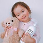 洗えない子ども用品に嬉しい除菌スプレー¨̮♡︎この季節は風邪予防にも嬉しい¨̮♡︎#除菌スプレー#ウイルス除去#オモチャ#baby#kids#赤ちゃん#子ども用品#バイバイ菌 #次亜塩素酸…のInstagram画像