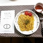 【五島の鯛で出汁をとったなんにでもあうカレー】というちょっと長い名前のユニークなカレー。長崎県の五島列島で獲れた鯛でぜいたくにも出汁を取ってます(ﾟ∀ﾟ) 「なんにでもあう」とネーミングに…のInstagram画像