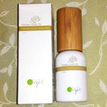 木製キャップで見た目が可愛いヘアオイル。髪に付けた瞬間広がる良い香りに癒し効果も抜群サラサラ仕上げ🎵#oright #オーライト #ヘアオイル #静電気防止 #monipla #oright_fanのInstagram画像