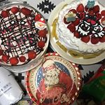 子供とクリスマスケーキ作った💚チョコバナナイチゴケーキ🍌生クリームキウイイチゴケーキ🥝#共立食品 #手作りスイーツでクリスマス #monipla #kyoritsu_fan…のInstagram画像