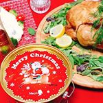 Merry Christmas🎄・今年のクリスマスディナーは@marychocolate.jp メリーチョコレートのクリスマスBOXを置いたら、争奪戦🍫・@costco  コストコ…のInstagram画像