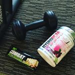 HYDRO BCAA(EAA配合)筋トレ＆ボディメイクのお供に！今年はしっかり筋トレして引き締めボディになります(*^_^*)お供はこちら→｢最強｣のトレーニングサポーター～HYDRO B…のInstagram画像