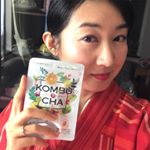 本日の無加工自撮り。#コンブチャ生サプリメント を飲んでから、毎日運動しています😘💖代謝アップするし、お正月太り解消におすすめ💋  #コスメコンシェルジュ #赤リップ #love #旅アンバサダー…のInstagram画像